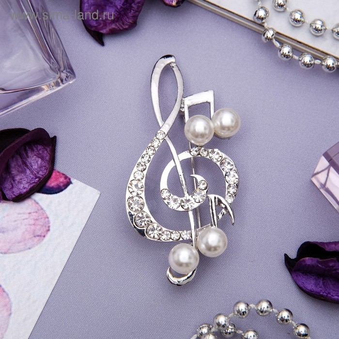 фото Брошь "скрипичный ключ" с жемчужными нотками, цвет белый в серебре queen fair