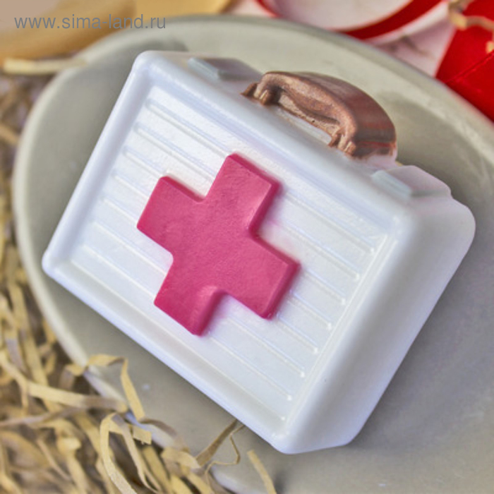 Пластиковая форма для мыла "Чемодан доктора" 6,2х6,7х2.6 см
Пластиковая форма для мыла "Чемодан доктора" 6,2х6,7х2.6 см