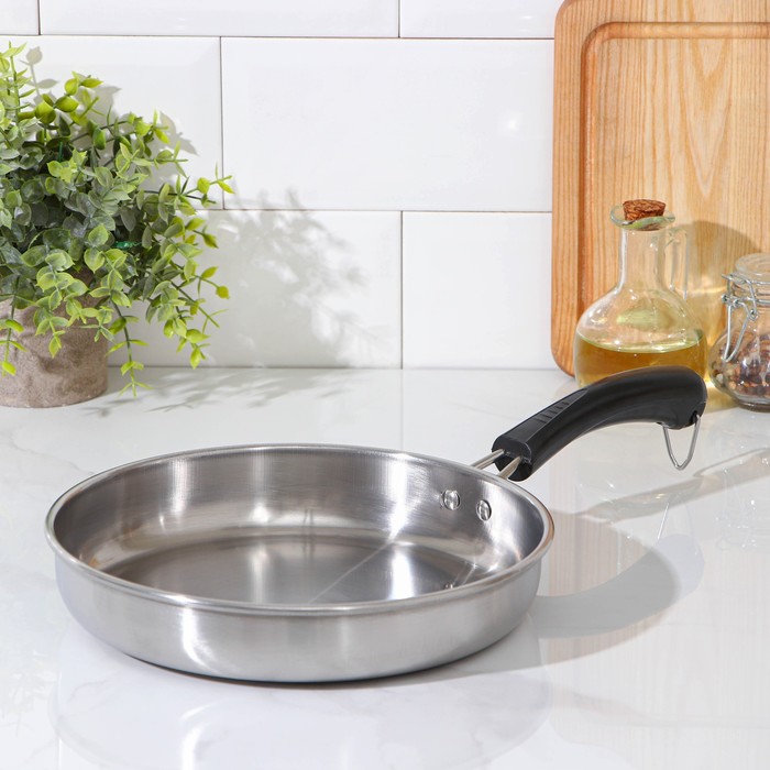 Сковорода «Трапеза», d=25 см, пластиковая ручка
Сковорода «Трапеза», d=25 см, пластиковая ручка