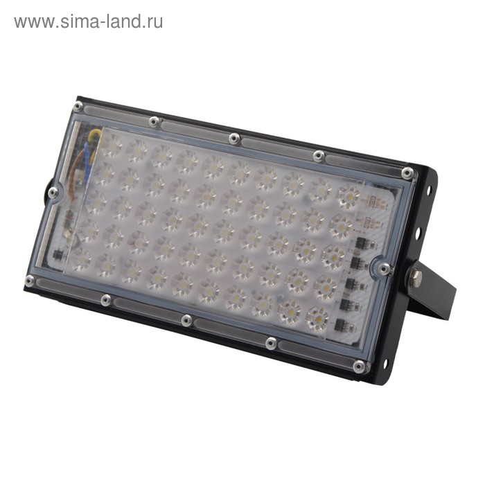 Прожектор светодиодный GLANZEN FAD-0030-50, 50 Вт, 4000 Лм, 6500 К, SMD, 90-240 В, IP 65, цвет черн
Прожектор светодиодный GLANZEN FAD-0030-50, 50 Вт, 4000 Лм, 6500 К, SMD, 90-240 В, IP 65, цвет черн