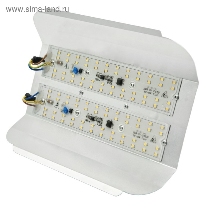 Cветодиодный светильник универсальный GLANZEN RPD-0001-100, 100 Вт, 8500 Лм, 6500 К, SMD, 165-265 В
Cветодиодный светильник универсальный GLANZEN RPD-0001-100, 100 Вт, 8500 Лм, 6500 К, SMD, 165-265 В