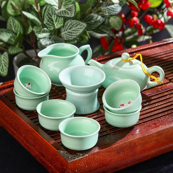 Набор для чайной церемонии «Дракон», 9 предметов: чайник 200 мл, 6 чашек 30 мл, чахай 150 мл, сито
Набор для чайной церемонии «Дракон», 9 предметов: чайник 200 мл, 6 чашек 30 мл, чахай 150 мл, сито