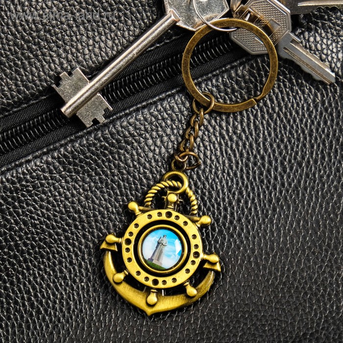 Брелок в форме якоря «Мурманск. Памятник защитникам Заполярья»
Брелок в форме якоря «Мурманск. Памятник защитникам Заполярья»