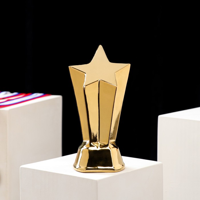 Кубок "Звезда", булат, золотистый, керамика, 18 см
Кубок "Звезда", булат, золотистый, керамика, 18 см