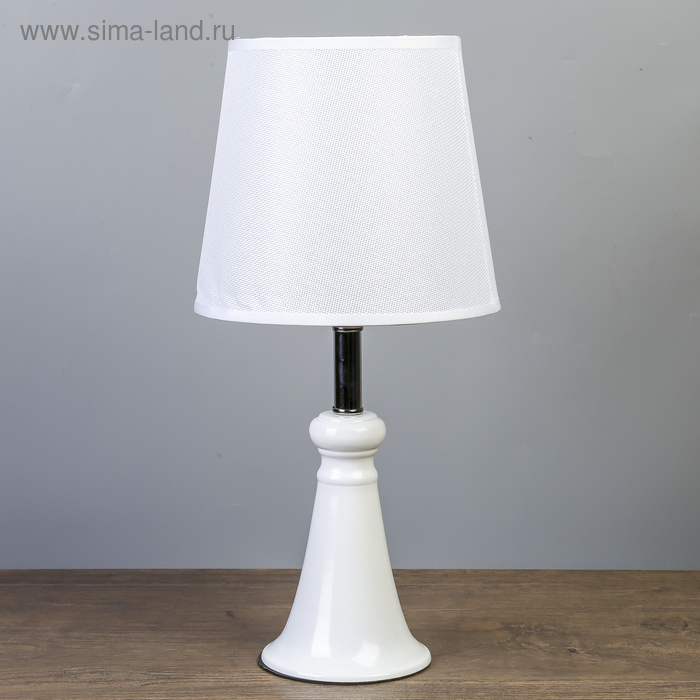 Лампа настольная "Гелла" 1х40Вт Е27 220В белый 19х19х43 см
Лампа настольная "Гелла" 1х40Вт Е27 220В белый 19х19х43 см
