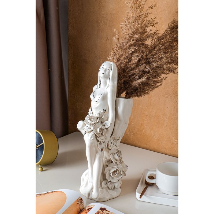 Ваза керамическая "Элен", настольная, белая лепка, 35 см, авторская работа
Ваза керамическая "Элен", настольная, белая лепка, 35 см, авторская работа