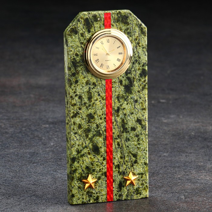 Часы "Погоны лейтенанта" , змеевик
Часы "Погоны лейтенанта" , змеевик