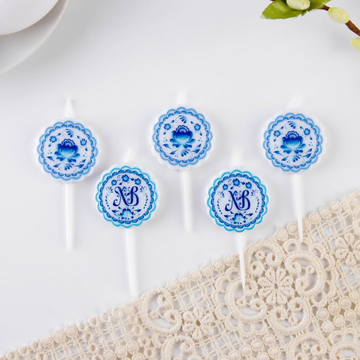 Набор свечей для кулича «ХВ», 10 х 8 см
Набор свечей для кулича «ХВ», 10 х 8 см