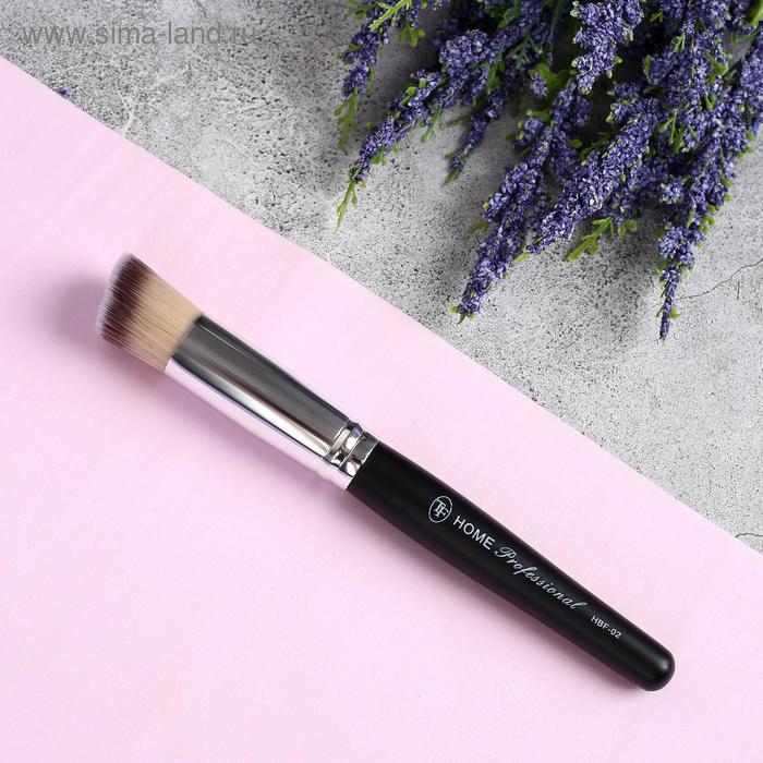 Кисть для макияжа «Home Professional», скошенная, 16 см, цвет чёрный
Кисть для макияжа «Home Professional», скошенная, 16 см, цвет чёрный