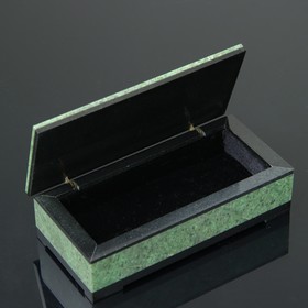 Шкатулка, 13,5х6,5х4,2 см, жадеит
Шкатулка, 13,5х6,5х4,2 см, жадеит
