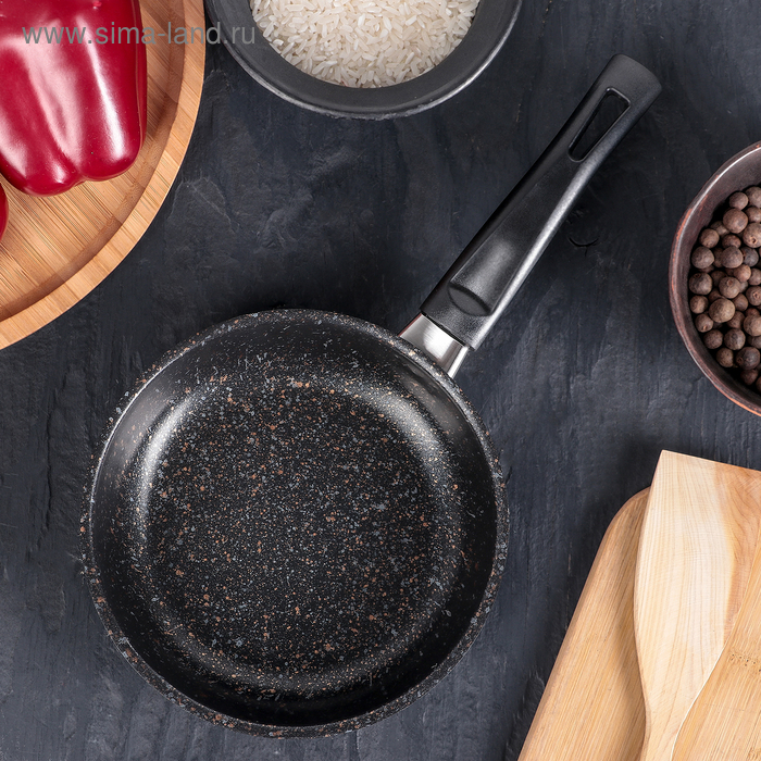 Сковорода Rock Black, d=17 см
Сковорода Rock Black, d=17 см