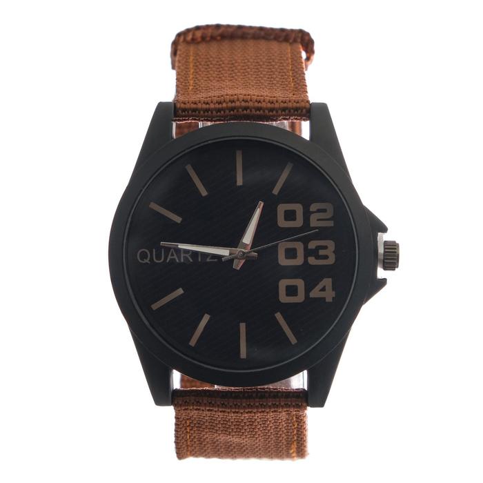 Часы наручные, d=4.5см черные, коричневый ремешок 20мм
Часы наручные, d=4.5см черные, коричневый ремешок 20мм