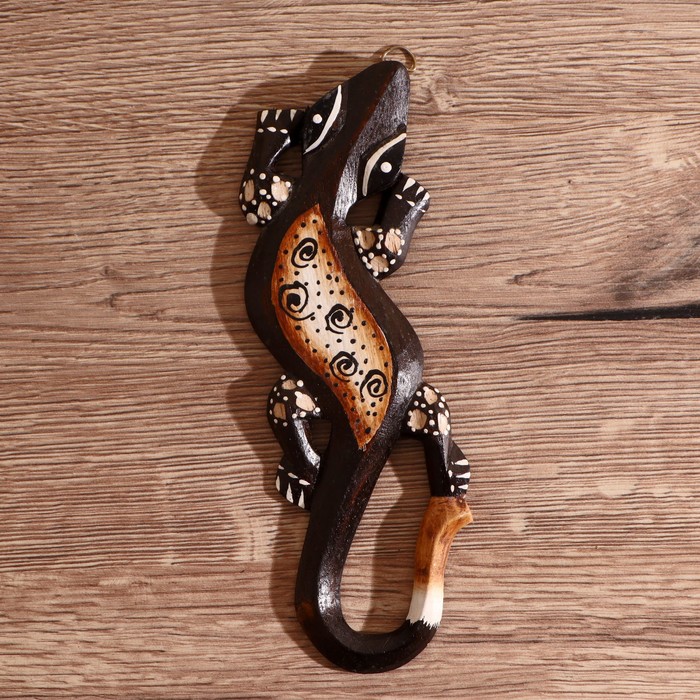 Панно дерево "Геккон с узором завитушка" 0,5х7,5х20 см
Панно дерево "Геккон с узором завитушка" 0,5х7,5х20 см