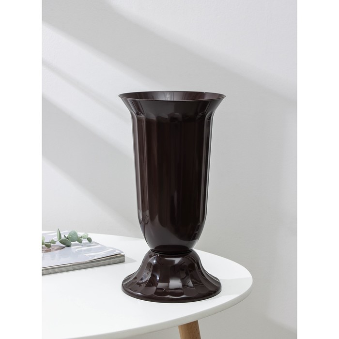 Вазон на ножке «Флора», 2 л, цвет коричневый
Вазон на ножке «Флора», 2 л, цвет коричневый