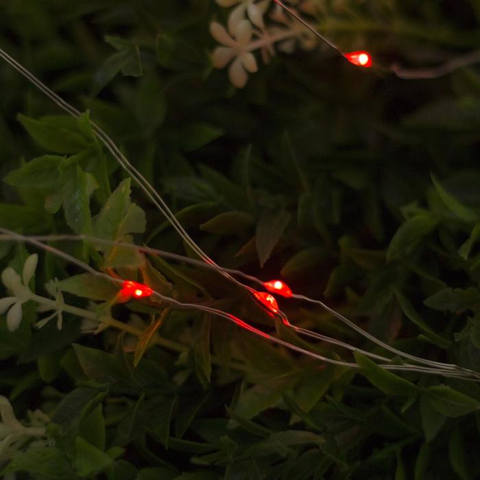 фото Гирлянда "нить" 10 м роса, серебристая нить, 100 led, свечение красное, 2 режима, солнечная батарея luazon lighting