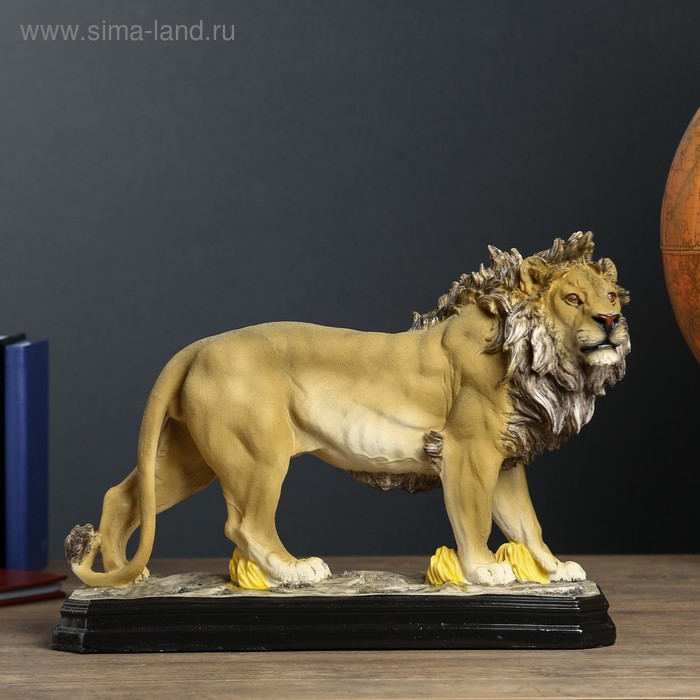 Сувенир полистоун "Лев - царь зверей" 31х43х14 см
Сувенир полистоун "Лев - царь зверей" 31х43х14 см