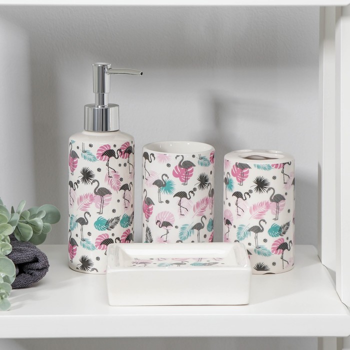 Набор аксессуаров для ванной комнаты «Фламинго», 4 предмета (дозатор 300 мл, мыльница, 2 стакана)
Набор аксессуаров для ванной комнаты «Фламинго», 4 предмета (дозатор 300 мл, мыльница, 2 стакана)