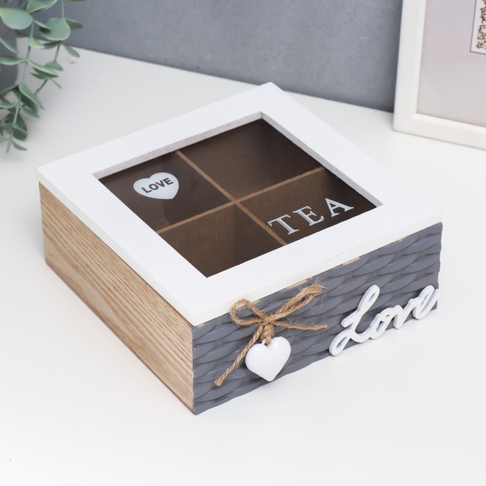 Шкатулка дерево с делениями со стеклом "Люблю" плетёнка 7х17х17 см
Шкатулка дерево с делениями со стеклом "Люблю" плетёнка 7х17х17 см