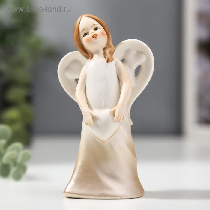 Сувенир керамика "Ангел девочка в кремовом платье с сердцем" 12х6,5х5,3 
Сувенир керамика "Ангел девочка в кремовом платье с сердцем" 12х6,5х5,3