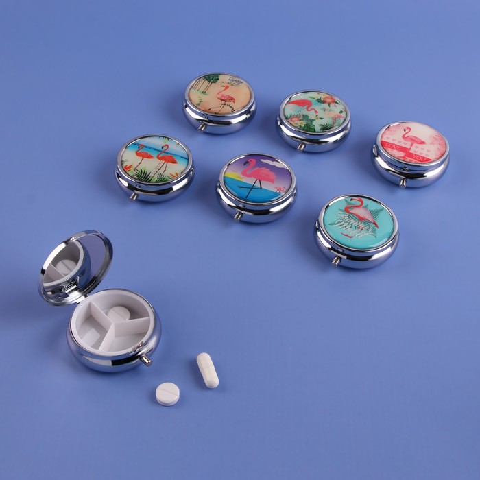 Таблетница «Фламинго», с зеркальной поверхностью, 3 секции, рисунок МИКС
Таблетница «Фламинго», с зеркальной поверхностью, 3 секции, рисунок МИКС