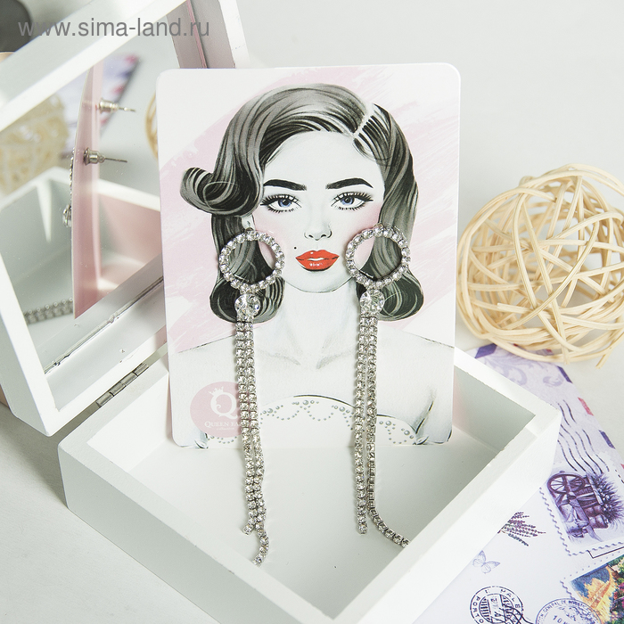 Серьги со стразами Girl, дорожка двойная, цвет белый в серебре
Серьги со стразами Girl, дорожка двойная, цвет белый в серебре