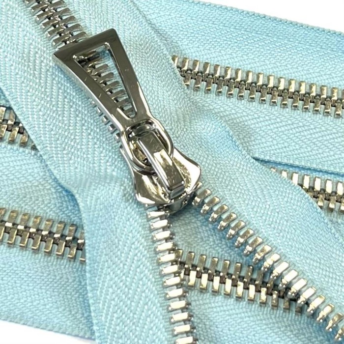 Молния №12, разъёмная, 75 см, цвет светло-голубой
Молния №12, разъёмная, 75 см, цвет светло-голубой