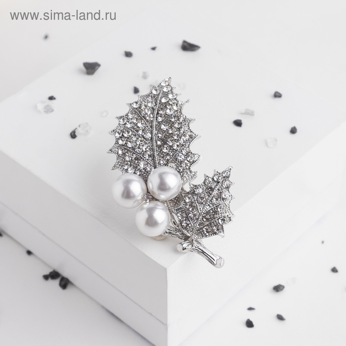 Брошь "Жемчужный трилистник", цвет белый в серебре 
Брошь "Жемчужный трилистник", цвет белый в серебре
