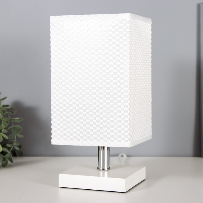 Лампа настольная "Амстердам" 1х40Вт E27 белый 13,5х13,5х28 см.
Лампа настольная "Амстердам" 1х40Вт E27 белый 13,5х13,5х28 см.