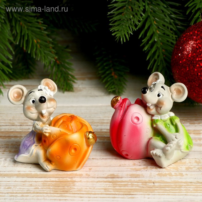 Сувенир полистоун "Мышка в платьице с цветком" МИКС 5,3х5,4х3,2 см 
Сувенир полистоун "Мышка в платьице с цветком" МИКС 5,3х5,4х3,2 см