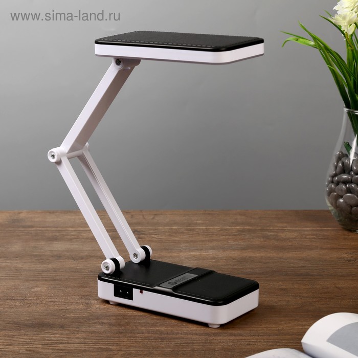 Лампа настольная "Трансформер" 2 режима LED 4Вт черный 14х7,5х5,5см
Лампа настольная "Трансформер" 2 режима LED 4Вт черный 14х7,5х5,5см