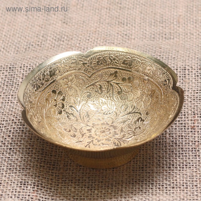 Блюдце латунь "Роскошь" 10х10х4 см
Блюдце латунь "Роскошь" 10х10х4 см