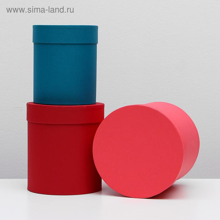 Набор коробок 3 в 1 МИКС,коралловый,темно-красный,голубой, 16 х 15 х 15 - 14 х 13 х 13 см
Набор коробок 3 в 1 МИКС,коралловый,темно-красный,голубой, 16 х 15 х 15 - 14 х 13 х 13 см