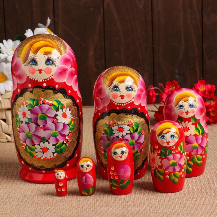 Матрёшка "Цветы и золото", красная, 7 кукольная
Матрёшка "Цветы и золото", красная, 7 кукольная