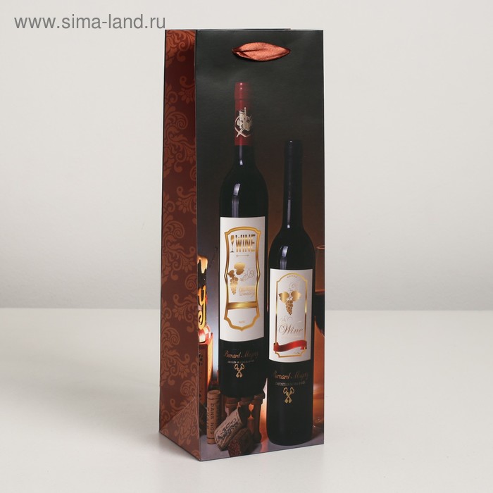 Пакет ламинированный под бутылку, 12 х 9 х 36 см
Пакет ламинированный под бутылку, 12 х 9 х 36 см