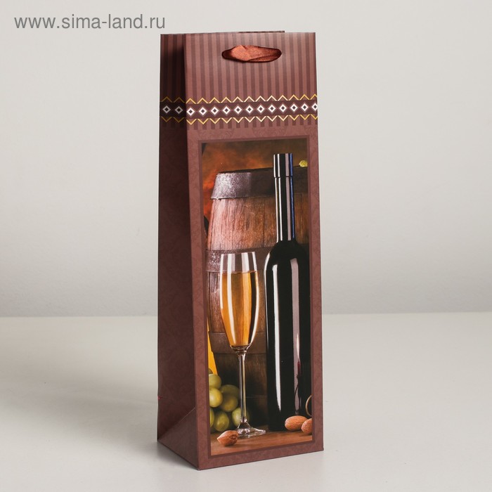 Пакет ламинированный под бутылку, 12 х 9 х 36 см
Пакет ламинированный под бутылку, 12 х 9 х 36 см