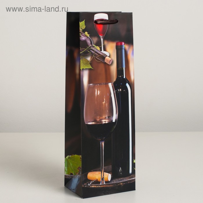 Пакет ламинированный под бутылку, 12 х 9 х 36 см
Пакет ламинированный под бутылку, 12 х 9 х 36 см