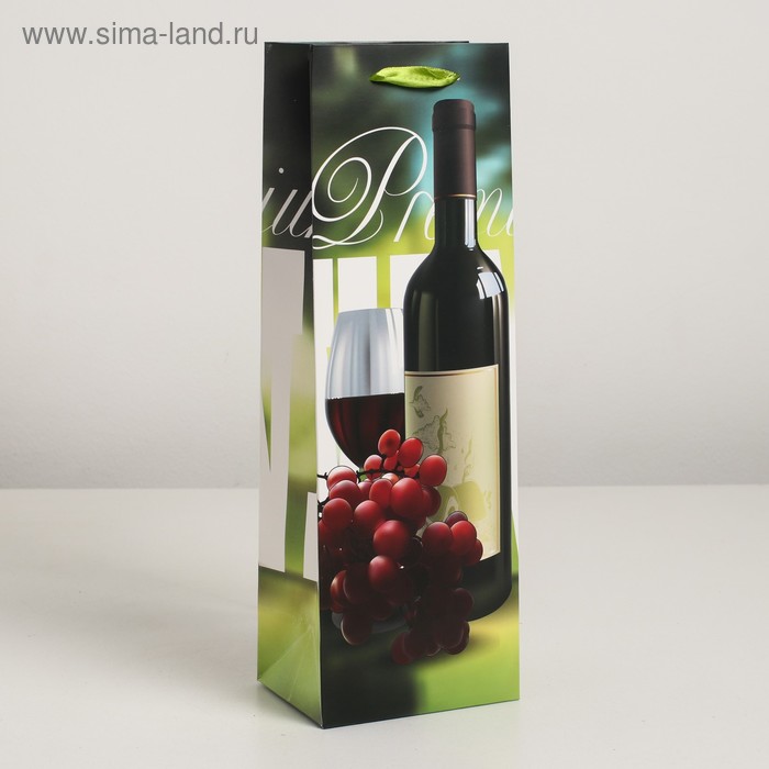 Пакет ламинированный под бутылку, 12 х 9 х 36 см
Пакет ламинированный под бутылку, 12 х 9 х 36 см