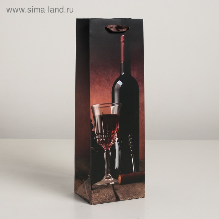 Пакет ламинированный под бутылку, 12 х 9 х 36 см
Пакет ламинированный под бутылку, 12 х 9 х 36 см