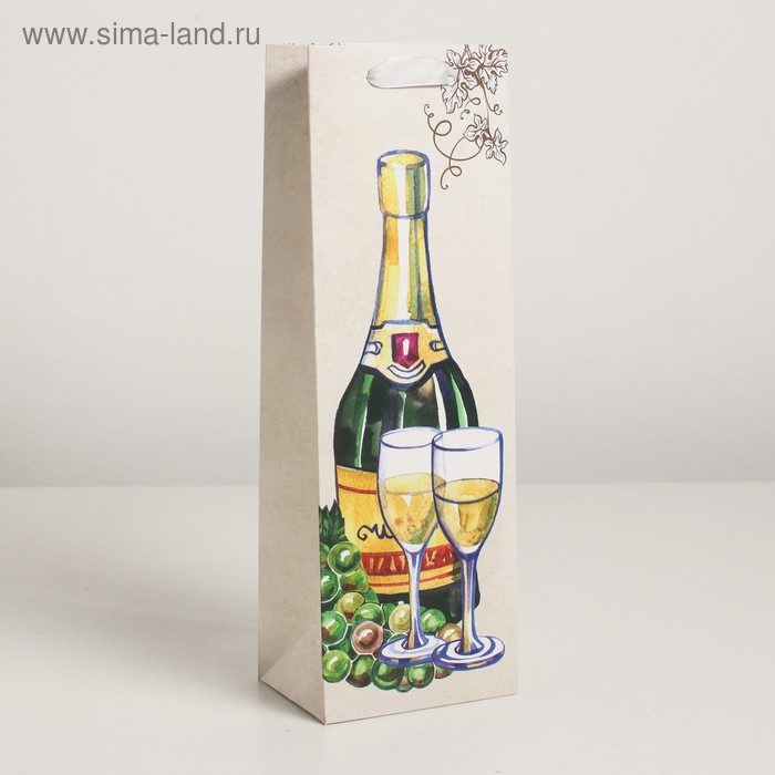 Пакет ламинированный под бутылку, 12 х 9 х 36 см
Пакет ламинированный под бутылку, 12 х 9 х 36 см