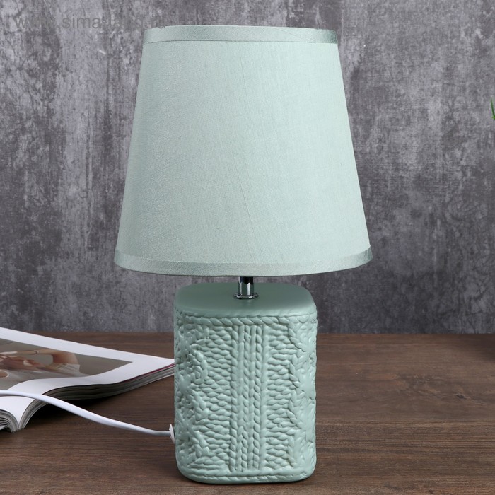 Настольная лампа "Лика" 1x40Вт E14 зеленый 20х20х33см
Настольная лампа "Лика" 1x40Вт E14 зеленый 20х20х33см