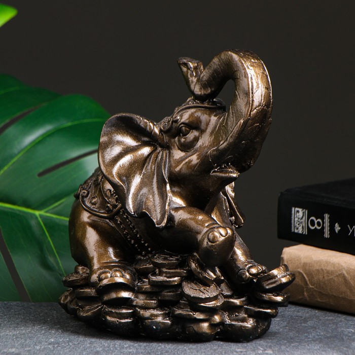 Копилка "Слон на монетах" 20х18см
Копилка "Слон на монетах" 20х18см