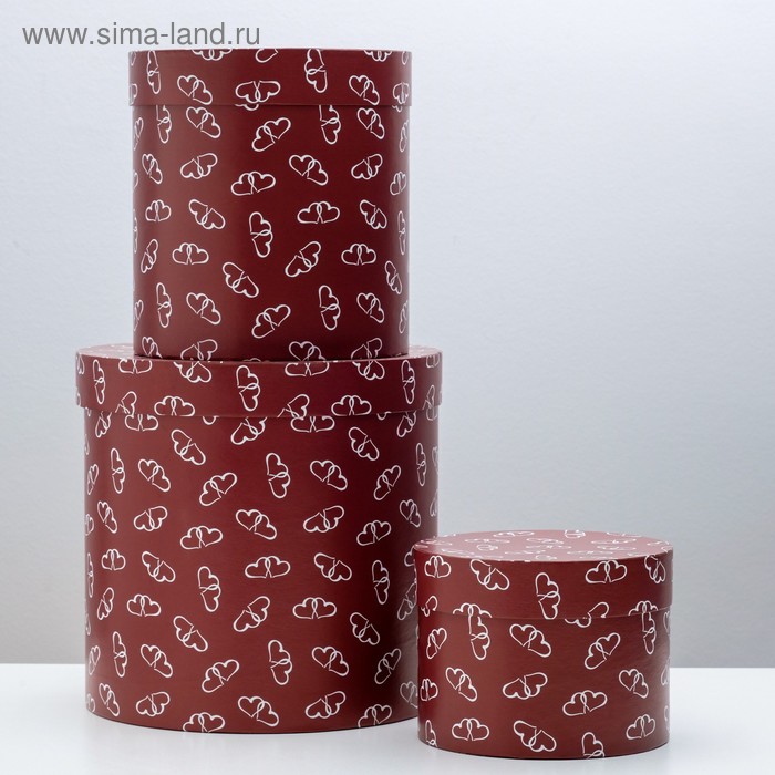 Набор круглых коробок 3 в 1 "Сердечки скрепочки", 30 х 30 х 30 - 20 х 20 х 15 см
Набор круглых коробок 3 в 1 "Сердечки скрепочки", 30 х 30 х 30 - 20 х 20 х 15 см