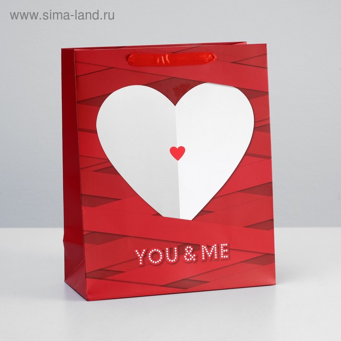 Пакет подарочный ламинированный, 26 x 32 x 12 см
Пакет подарочный ламинированный, 26 x 32 x 12 см