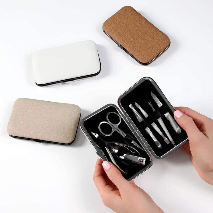 Набор маникюрный, 7 предметов, в футляре, цвет МИКС
Набор маникюрный, 7 предметов, в футляре, цвет МИКС