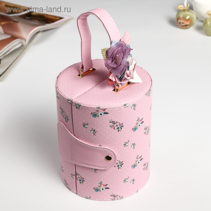 Шкатулка кожзам для украшений "Цветочки и горошек" розовая 17х14х14 см
Шкатулка кожзам для украшений "Цветочки и горошек" розовая 17х14х14 см