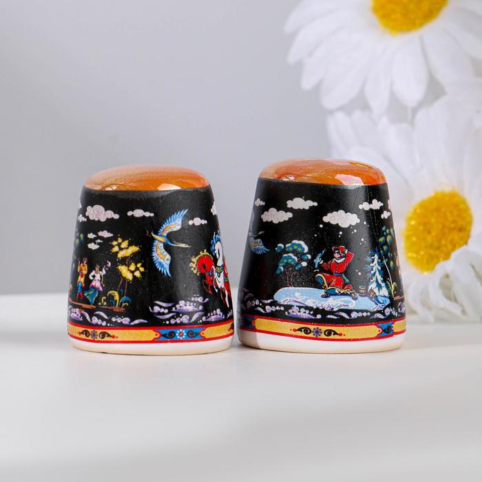 Сувенир напёрсток "Тройка", палех, керамика
Сувенир напёрсток "Тройка", палех, керамика