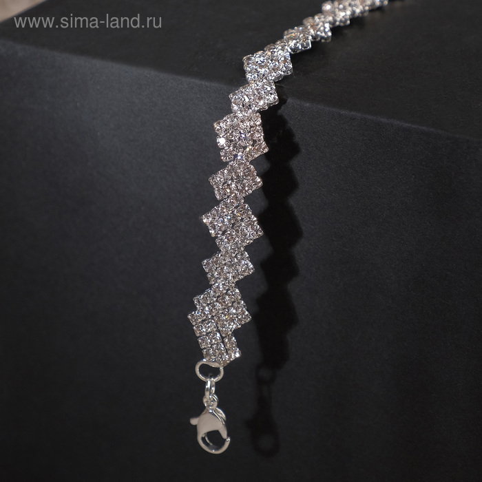Браслет со стразами "Маскарад" квадратики, цвет белый в серебре, 18см
Браслет со стразами "Маскарад" квадратики, цвет белый в серебре, 18см