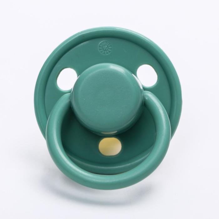 Пустышка латексная Happy Baby «Вишня», 12-24 месяцев, цвет green 
Пустышка латексная Happy Baby «Вишня», 12-24 месяцев, цвет green