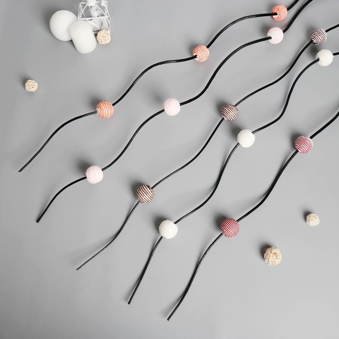 Декор ветка "Шарики плетенка" крупные150 см, (фасовка 5 шт, цена за 1шт) микс
Декор ветка "Шарики плетенка" крупные150 см, (фасовка 5 шт, цена за 1шт) микс