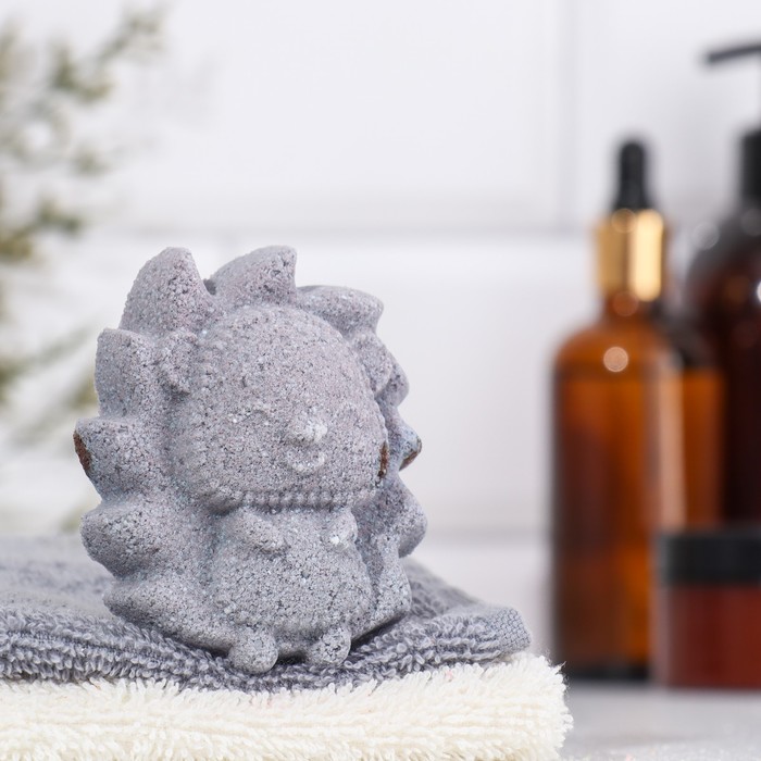 Шипучая бомбочка "Ёжик" с ароматом шоколада, серая
Шипучая бомбочка "Ёжик" с ароматом шоколада, серая